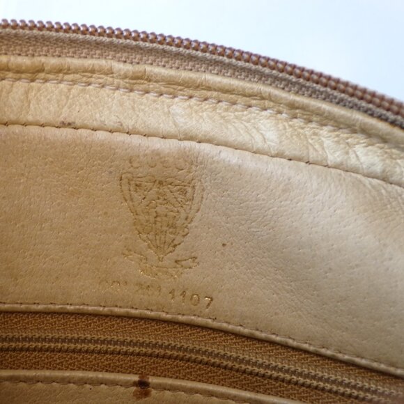 Authentic Gucci Shoulder Bag Vintage Leather Monogram Canvas Signature Purse - Picture 10 of 14